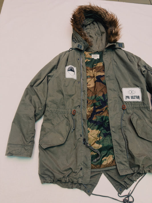 Alpha Industries Parka with Further Patches, Size L Regular